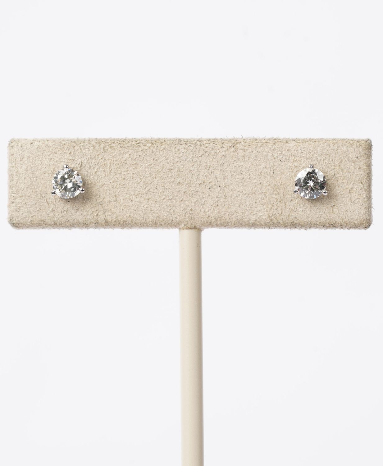 NET- 14KW .51ctw H-I/SI2 Round Diamond Stud Earrings