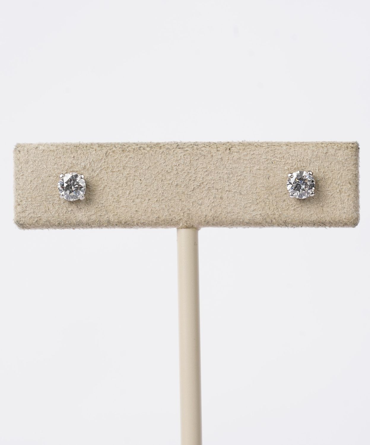 NTT- 14KW .34ctw H-I/SI2 Round Diamond Stud Earrings