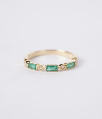 ADN- 14KY 1.84g .45ctw Emerald &amp; Diamond Stackable Band (size 7)