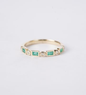 ALIX- 14KY 2.22g .36ctw Emerald &amp; Diamond Stackable Band (size 7)