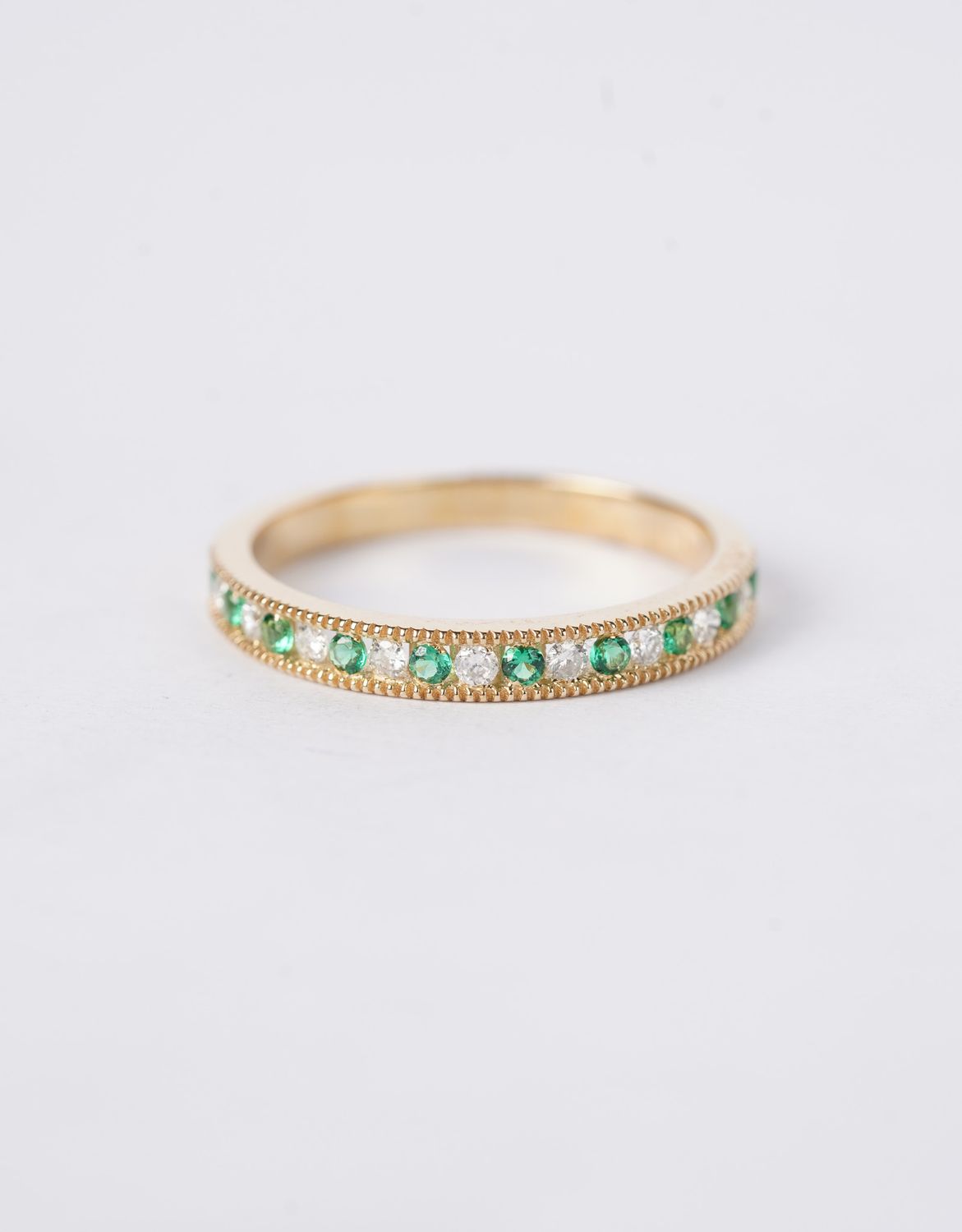 14KY 2.08g .38ctw Emerald &amp; Diamond Stackable Band (size 7)