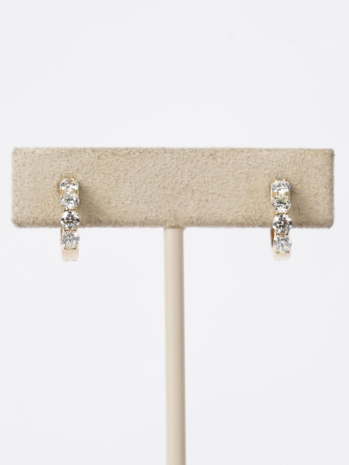 RETX- 14KY 2.59g .75ctw Diamond Huggie Hoop Earrings