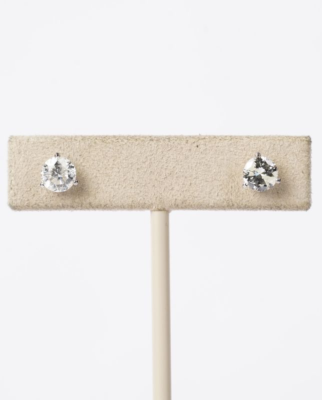 VDTT- 14KW 1.45ctw G-H/I1-I2 Round Diamond Stud Earrings