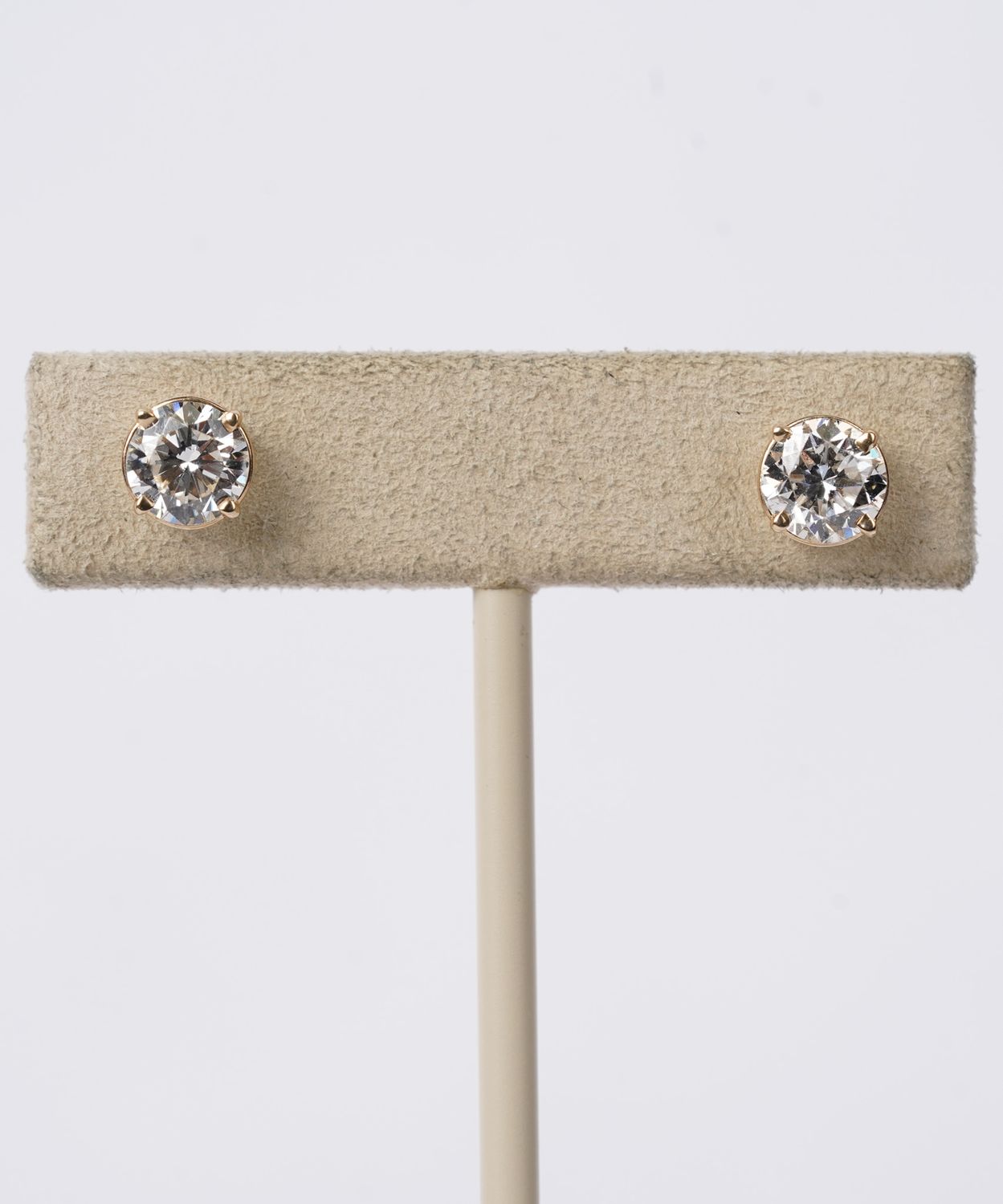 14KY 2.02ctw H/SI2 Round Diamond Stud Earrings