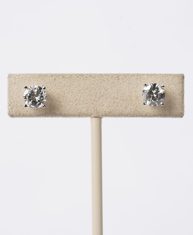 14KW 2.00ctw I/SI1-SI2 Round Diamond Stud Earrings