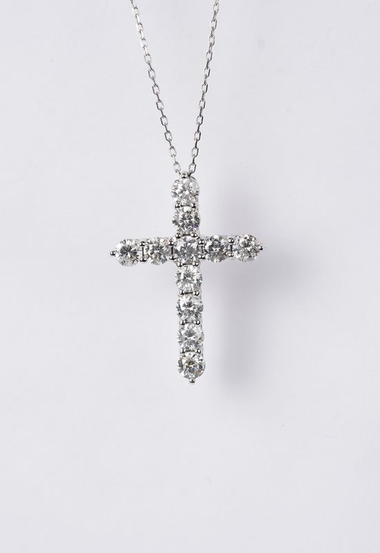 ADTT- 14KW 4.59g 2.75ctw Diamond Cross Necklace 18-20"
