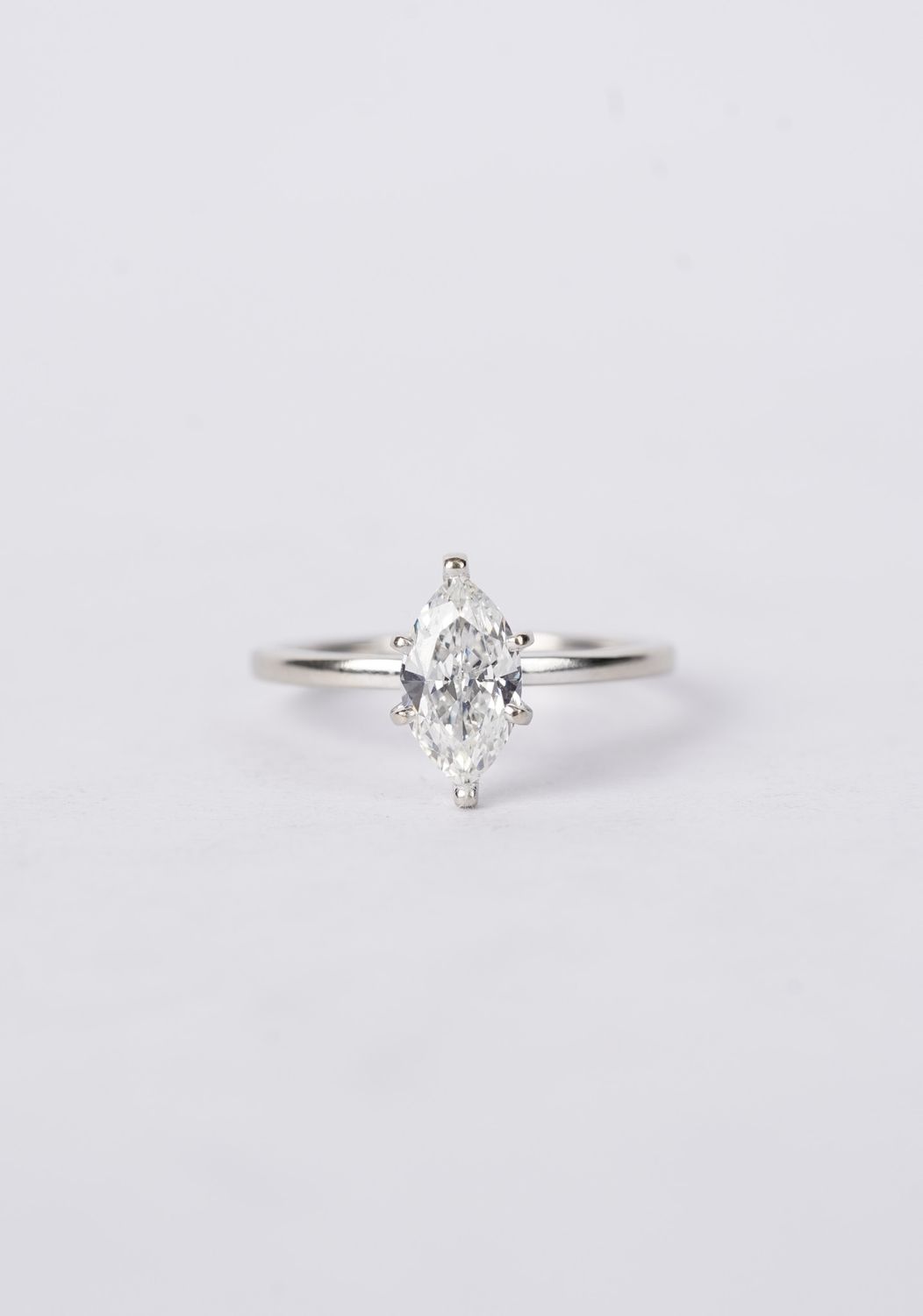 VRTT- 14KW 2.43g 1.02ct I/VVS2 GIA Marquise Diamond Solitaire Engagement Ring (size 6)
