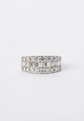 Platinum 6.38g 2.00ctw Baguette &amp; Round Diamond Fashion Ring (size 6.5)