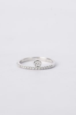 10KW 1.66g .20ctw Diamond Bezel Fashion Ring (size 7)