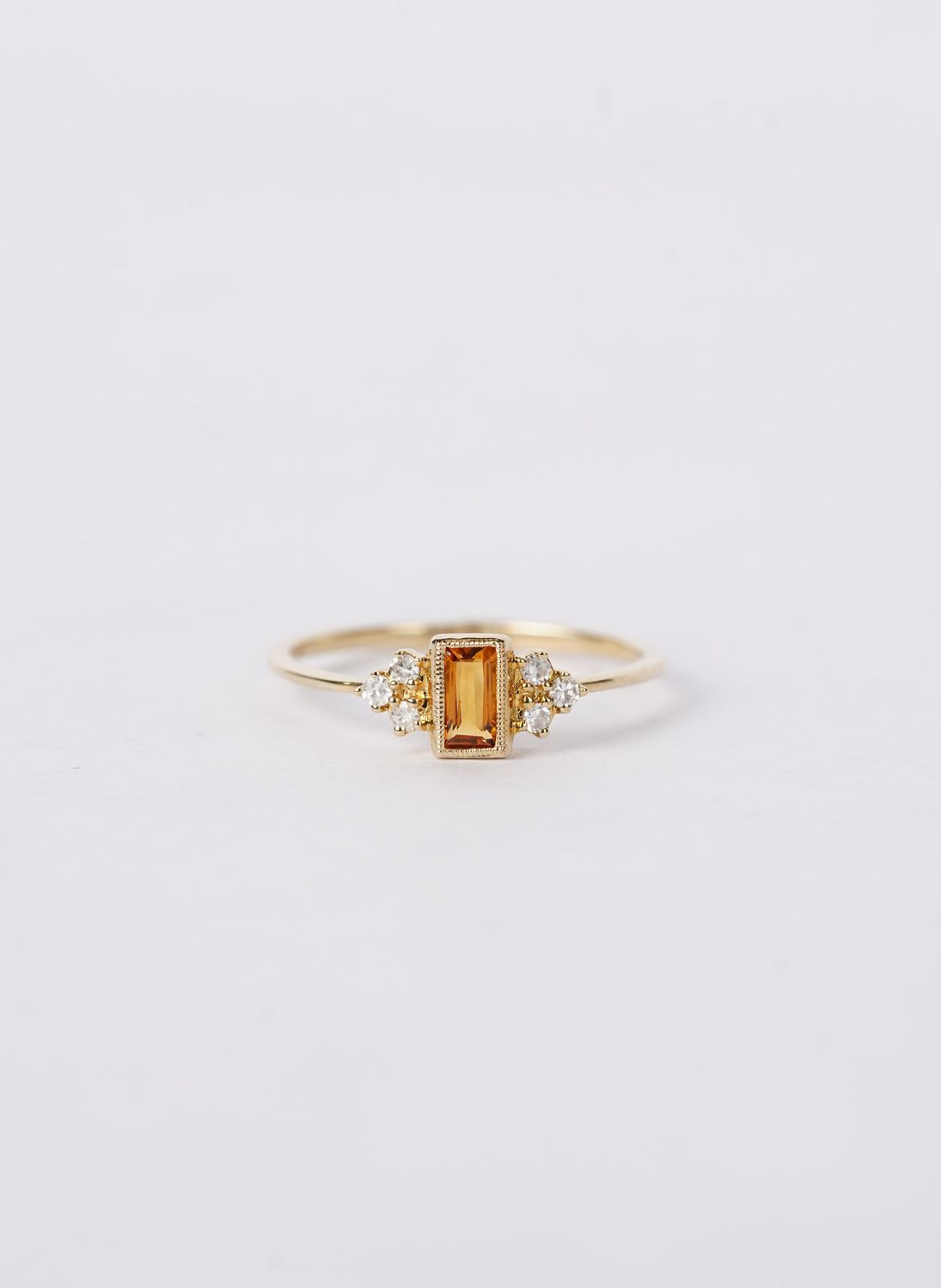 VAT- 10KY 1.09g .26ctw Citrine &amp; Diamond Fashion Ring (size 7)