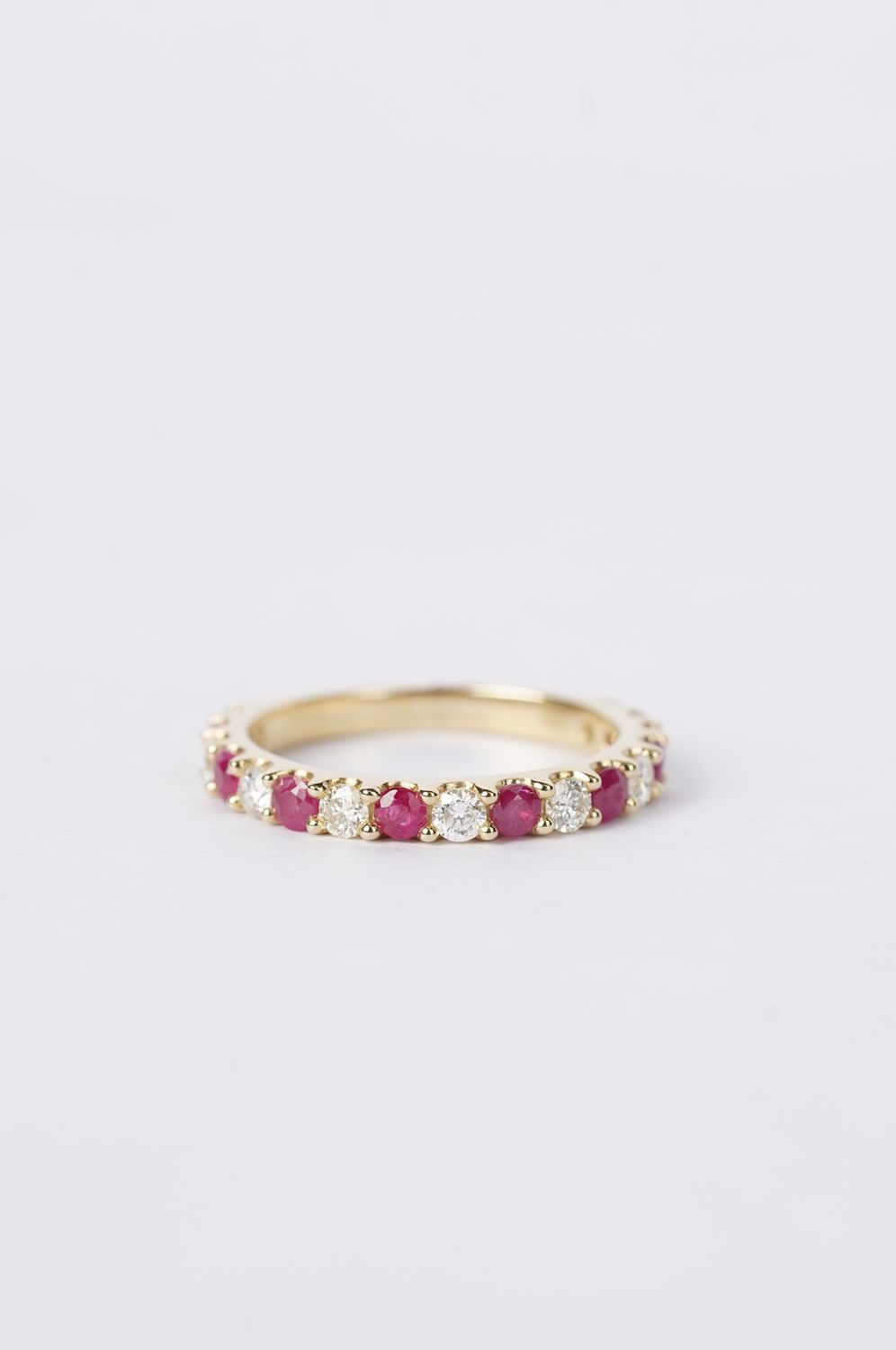 14KY 2.63g 1.25ctw Ruby &amp; Diamond Stackable Band (size 6.5)