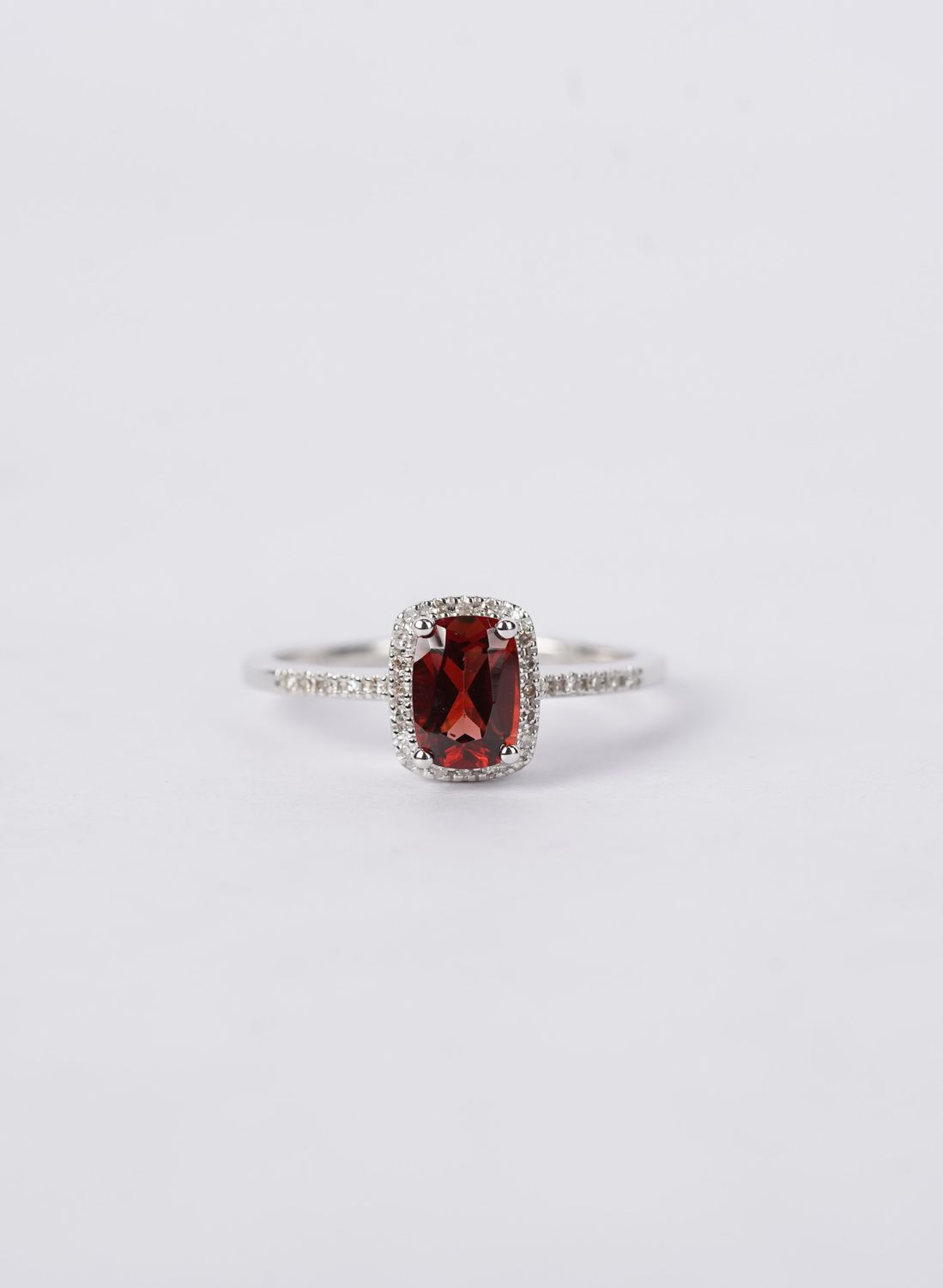 ALT- 14KW 2.26g 1.10ctw (1.00ctr) Garnet &amp; Diamond Halo Fashion Ring (size 7)