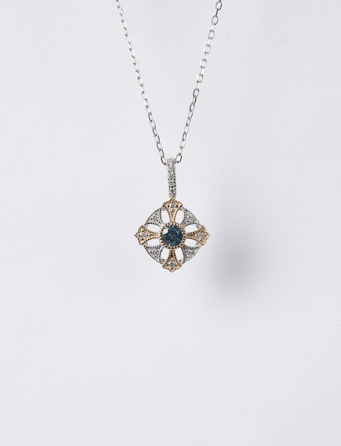 14KW 2.26g .35ctw Montana Sapphire &amp; Diamond Fashion Necklace 18"