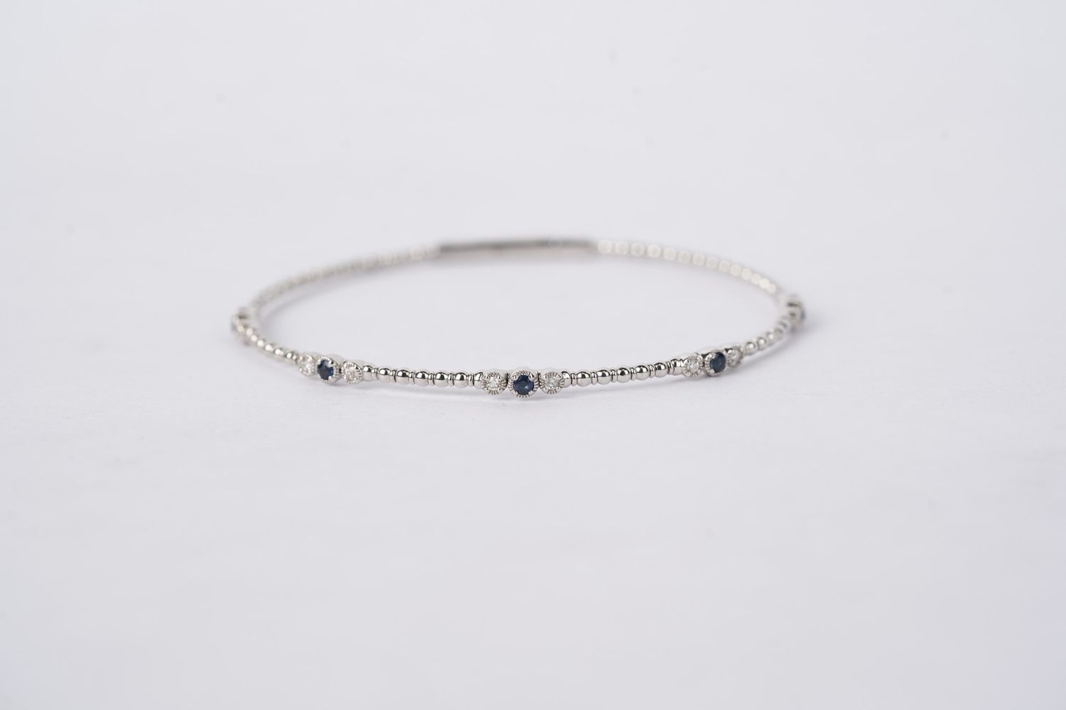 LATX- 14KW 5.21g .45ctw Sapphire &amp; Diamond Flex Bangle Bracelet