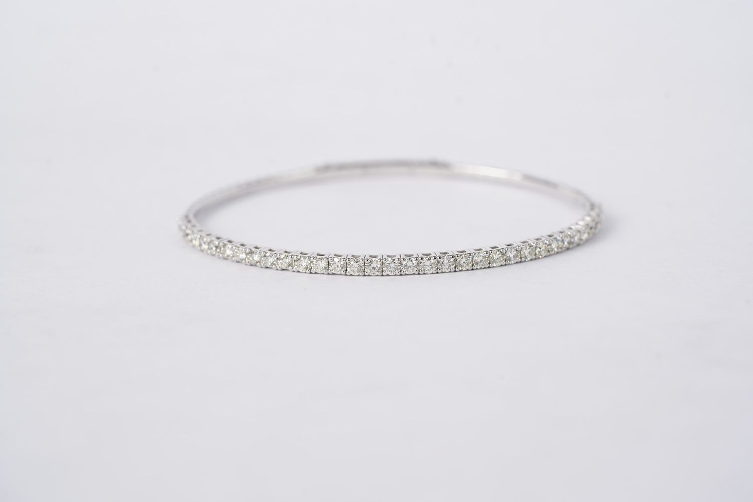 VETTX- 14KW 7.14g 2.00ctw Diamond Flex Bangle Bracelet