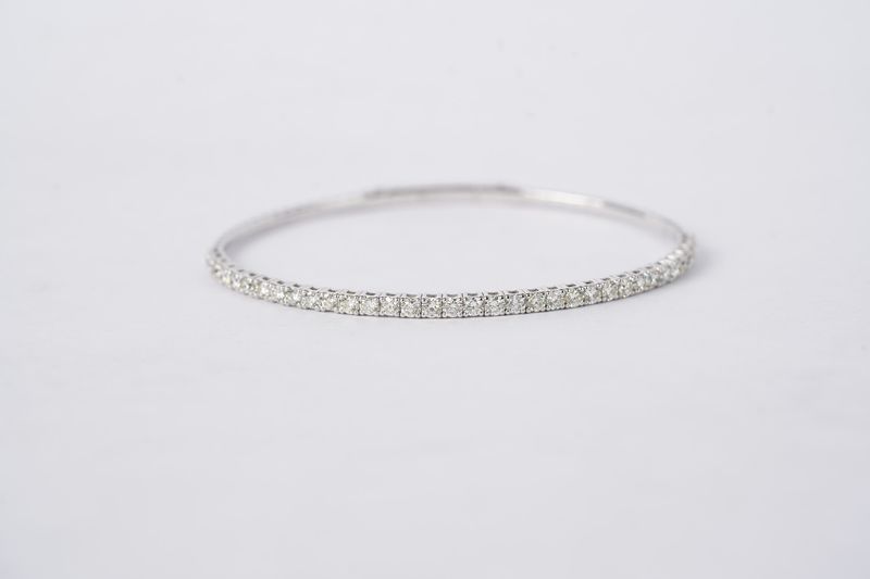 VETTX- 14KW 7.14g 2.00ctw Diamond Flex Bangle Bracelet