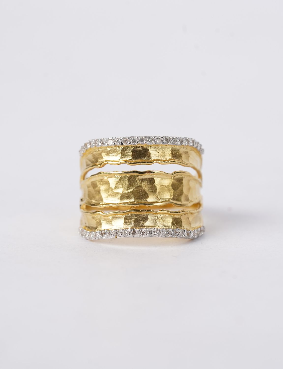 AETX- 14KY 4.16g .20ctw Diamond Hammered Fashion Ring (size 7.5)