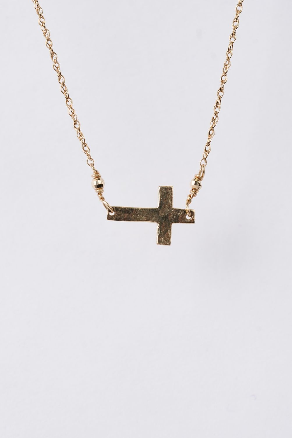 14KY 1.57g Hammered Cross Necklace 16-18"