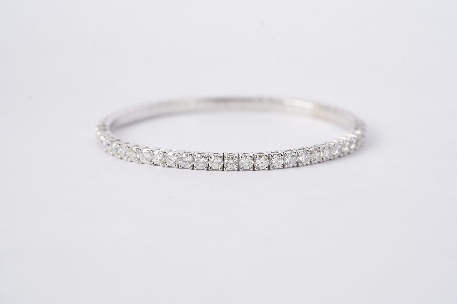 ADET- 14KW 13.62g 3.50ctw Round Diamond Flex Bangle Bracelet