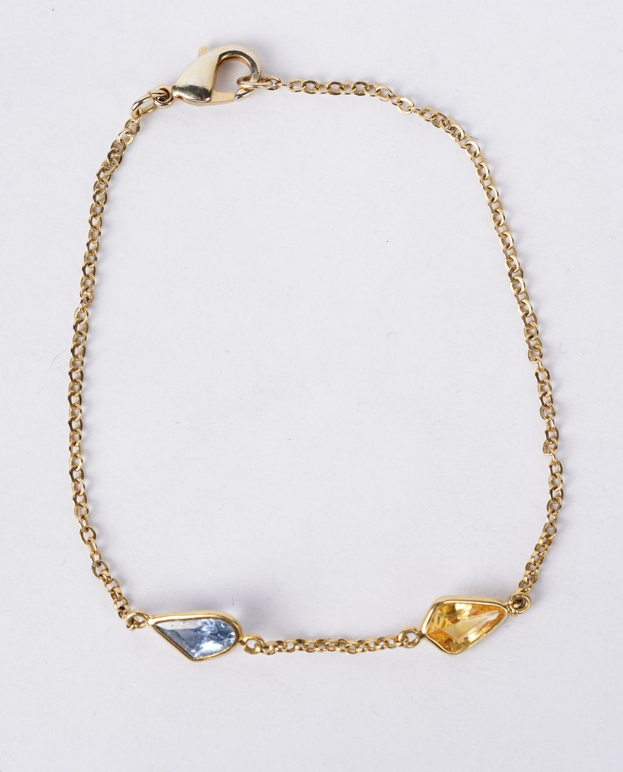 NETX- 14KY 2.24g 2.00ctw Sapphire Bezel Station Bracelet 8"