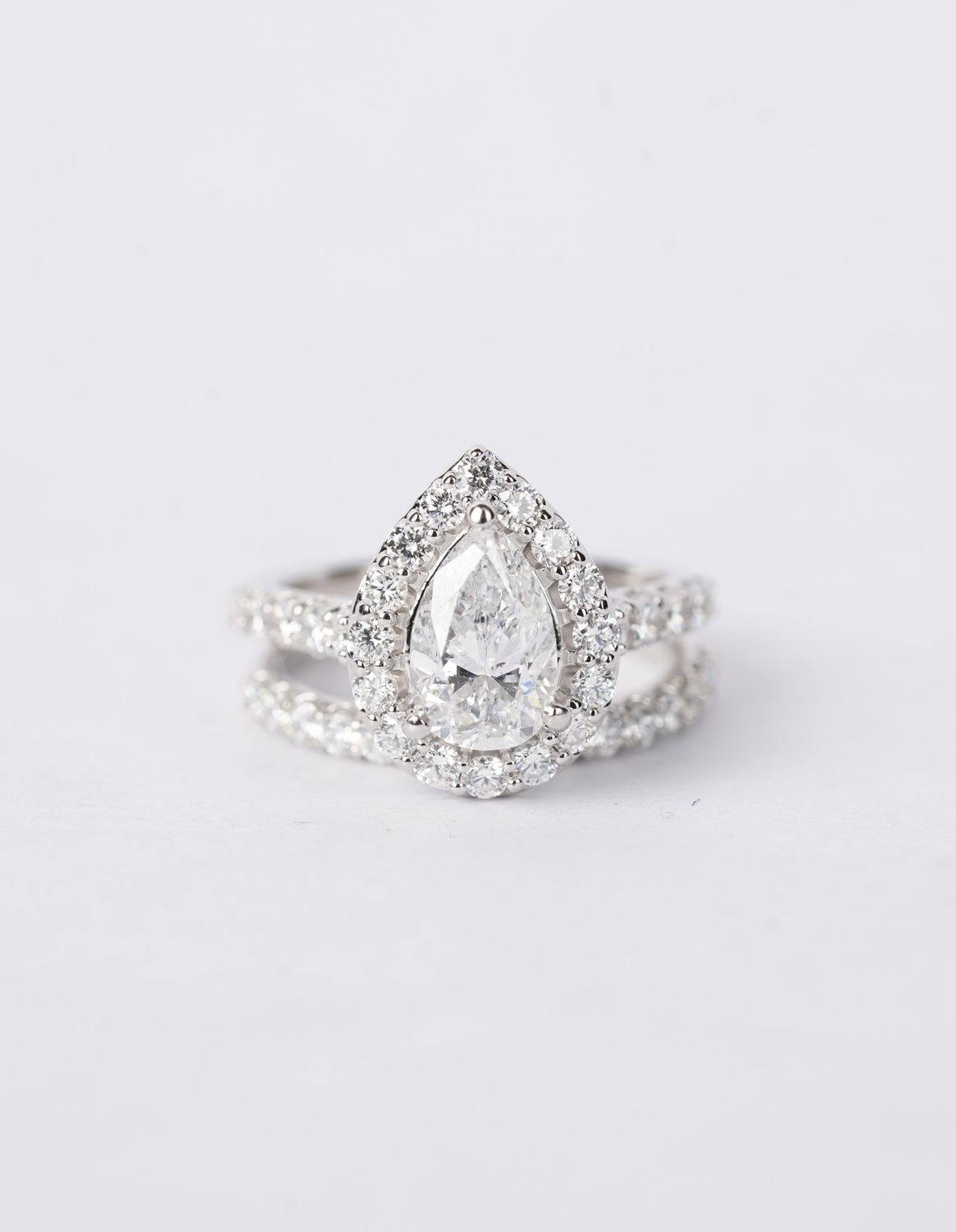 RTPT- 14KW 6.82g 3.31ctw (1.81ctr) D/SI2 Pear Diamond Halo Engagement Set (size 6.5)