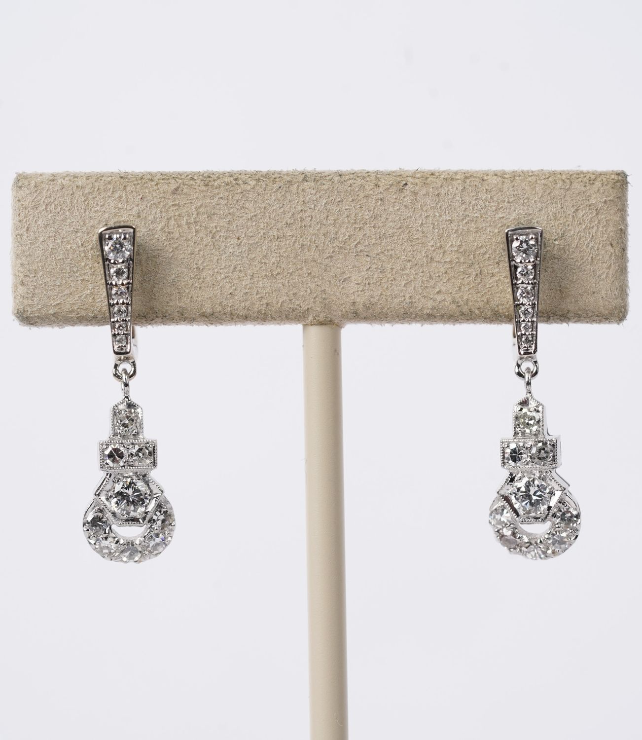 BETX- 14KW/Plat 4.11g .90ctw Diamond Vintage Dangle Earrings