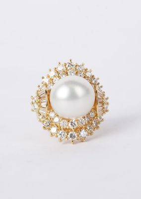 AETT- 18KY 15.21g 2.84ctw 13.5mm South Sea Pearl Halo Ring (size 6.75)