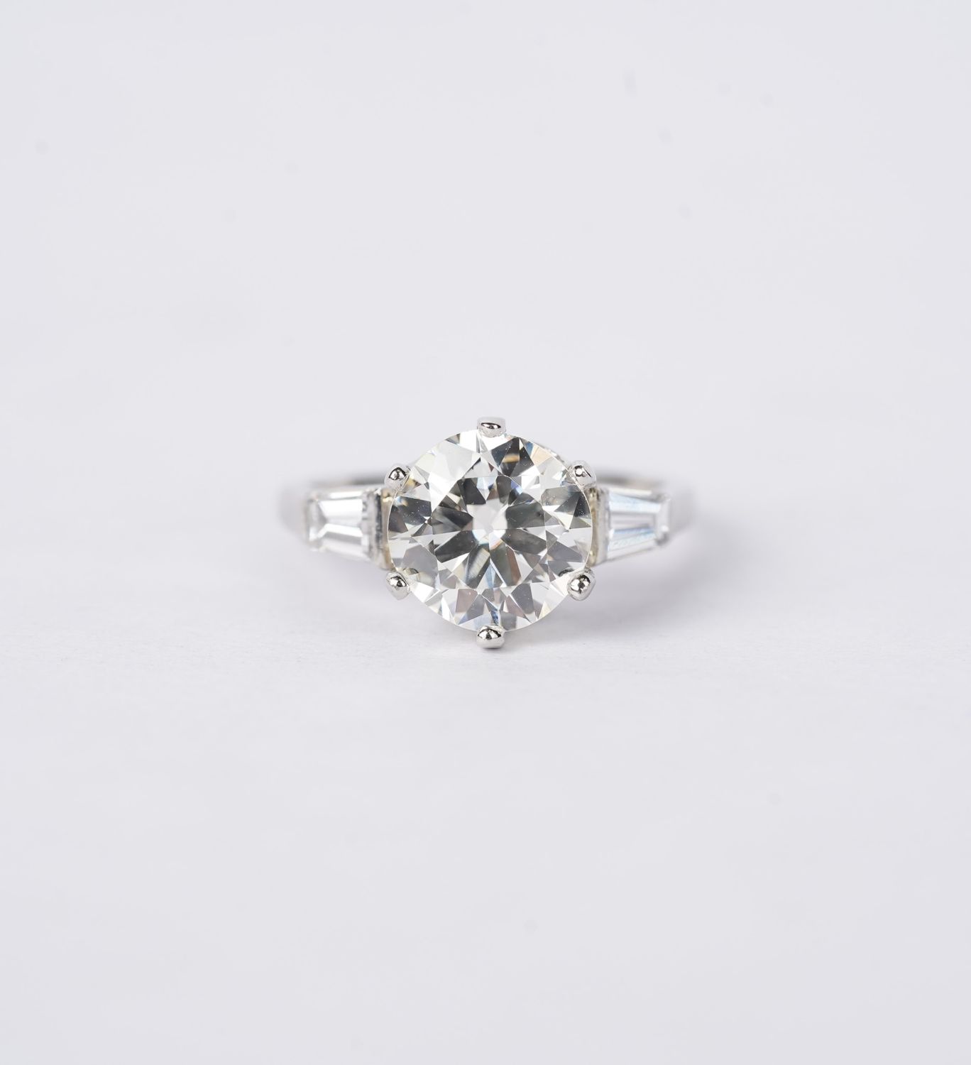 AETPT- Platinum 5.92g 3.37ctw (2.83ctr) J/VS1 European Diamond Vintage Ring (size 6.25)