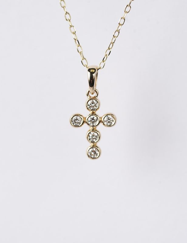 Diamond Beze-Setl Cross Necklace in 14k Yellow Gold | 18"
