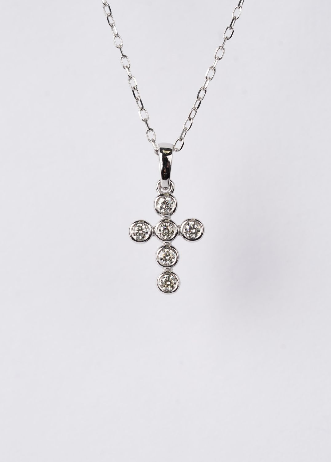 NLEX- 14KW 1.63g .18ctw Diamond Bezel Cross Necklace 18"
