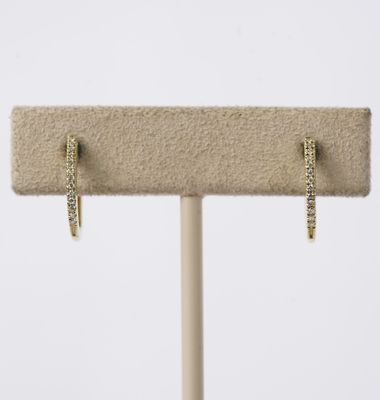 ALE- 14KY 1.60g .09ctw Diamond Huggie Hoop Earrings