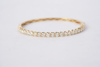 4.60 Carat Diamond Bangle Bracelet in 18k Yellow Gold