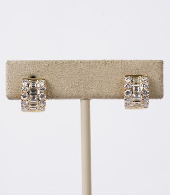 1.80 Carat Baguette and Round Diamond Huggie Hoop Earrings in 18k Yellow Gold