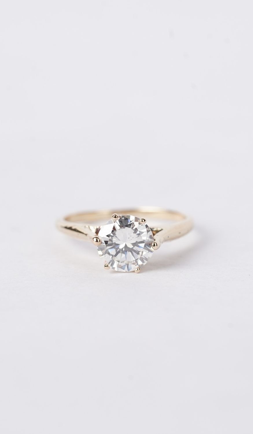 1.47 Carat Round Diamond Solitaire Vintage Engagement Ring in 14k Yellow Gold