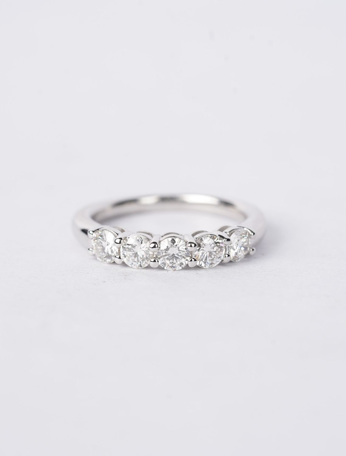 1.00 Carat Round Diamond 5-Stone Band in Platinum