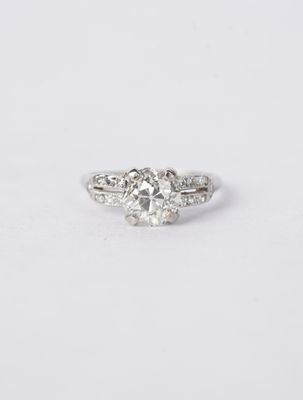 1.60 Carat GIA Certified Old European Diamond Vintage Engagement Ring in 18k White Gold 1.60 Carat GIA Certified Old European Diamond Vintage Engagement Ring in 18k White Gold