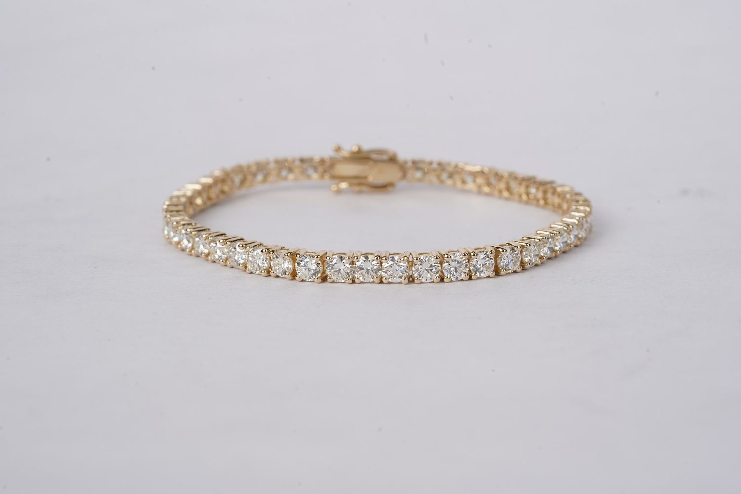 9.53 Carat Round Diamond Tennis Bracelet in 14k Yellow Gold | 7"