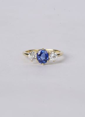 ABET- 18KY 3.49g 1.97ctw (1.28ct) GIA Burma Sapphire &amp; Diamond Three Stone Fashion Ring (size 6.75)