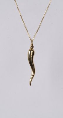 VTT- 14KY 1.73g Gold Italian Horn Necklace 18"