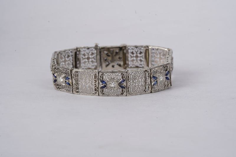 1.35 Carat Sapphire and Diamond Vintage Bracelet in 14k White Gold | 7"