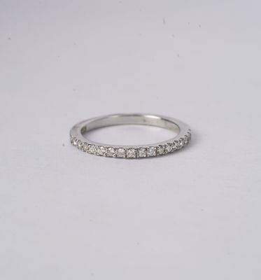XTTP- 14KW 2.38g .35ctw Diamond Stackable Band (size 7.75)