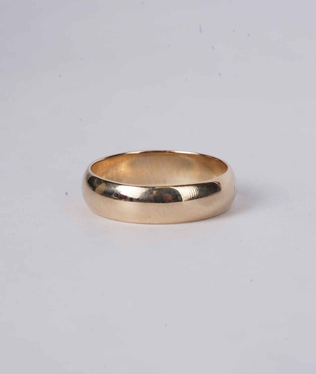 14k Yellow Gold 5.5mm Men's Band