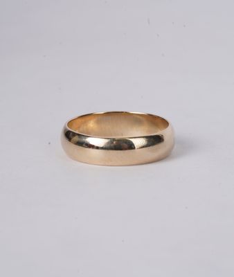 14k Yellow Gold 5.5mm Men's Band