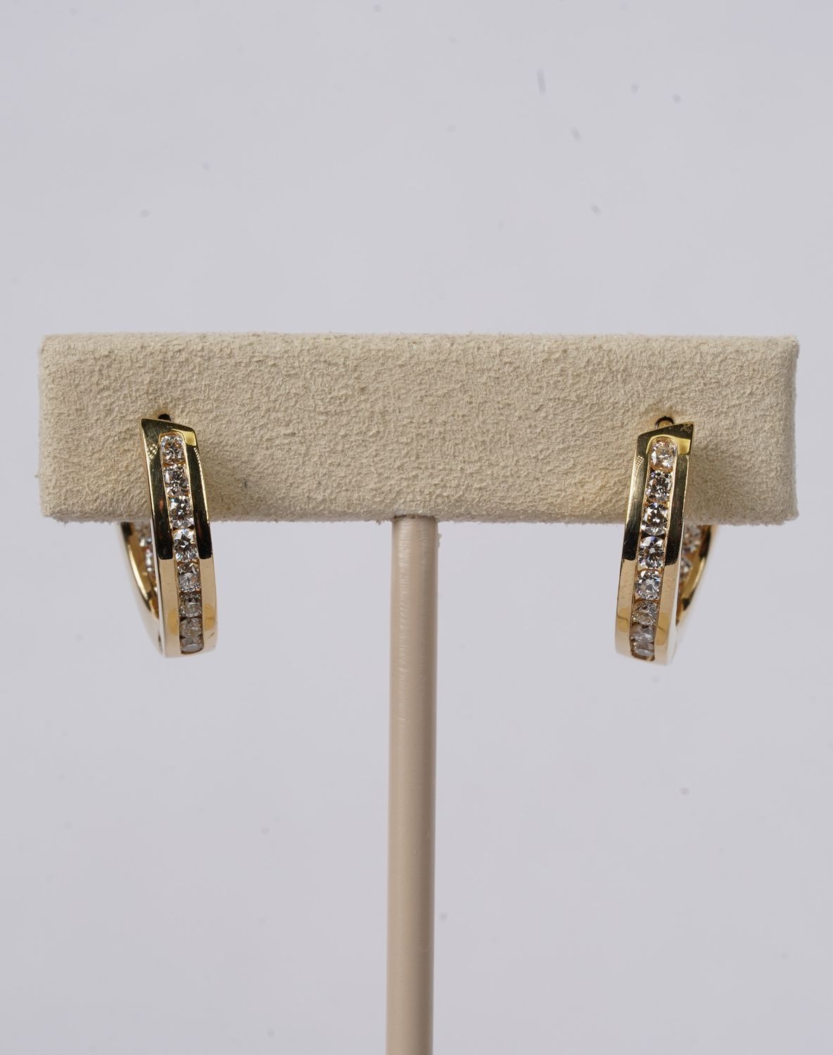 BTTX- 18KY T&amp;CO 8.46g .72ctw Diamond Huggie Hoop Earrings
