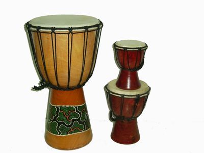 INSTRUMENTY MUZYCZNE