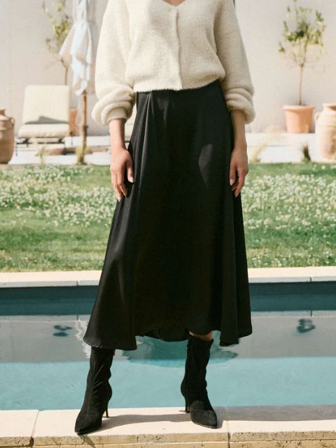 Northpointe Midi Skirt