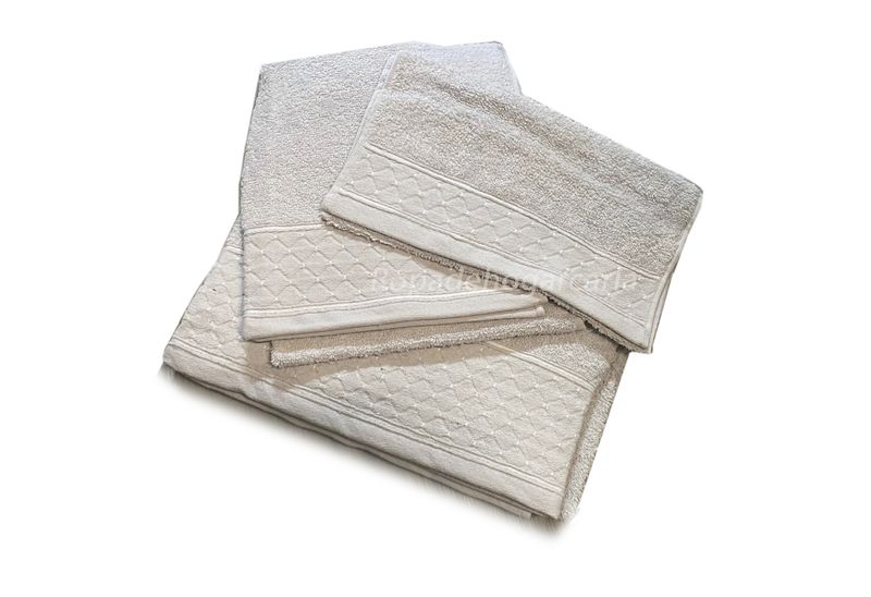 Juego de Toallas tres piezas natural, Algodón 100%