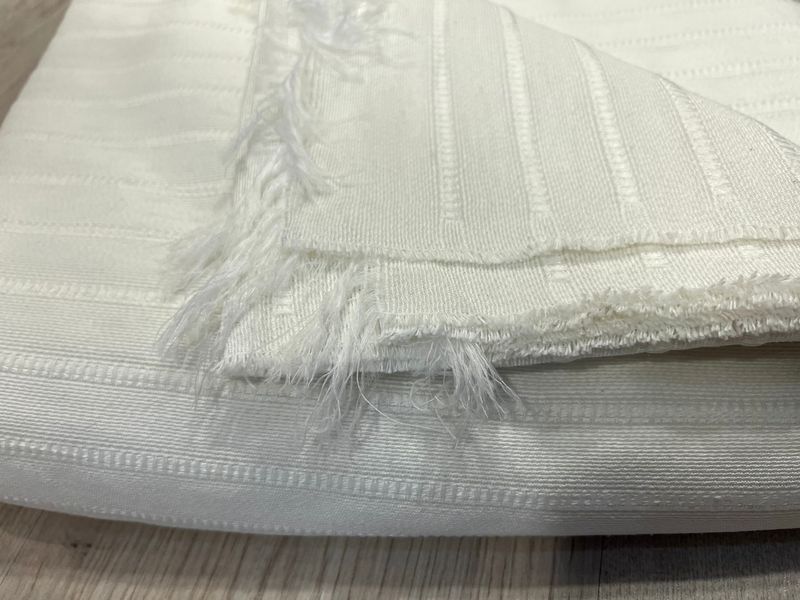 Colcha Foular blanco raya