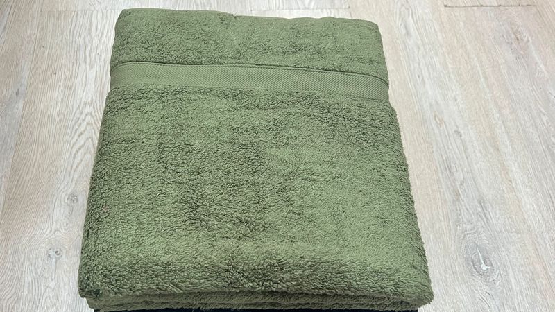 Toalla de Baño Verde Militar