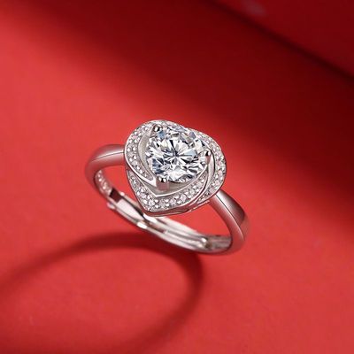 Luxurious Heart Design Moissanite Diamond Ring